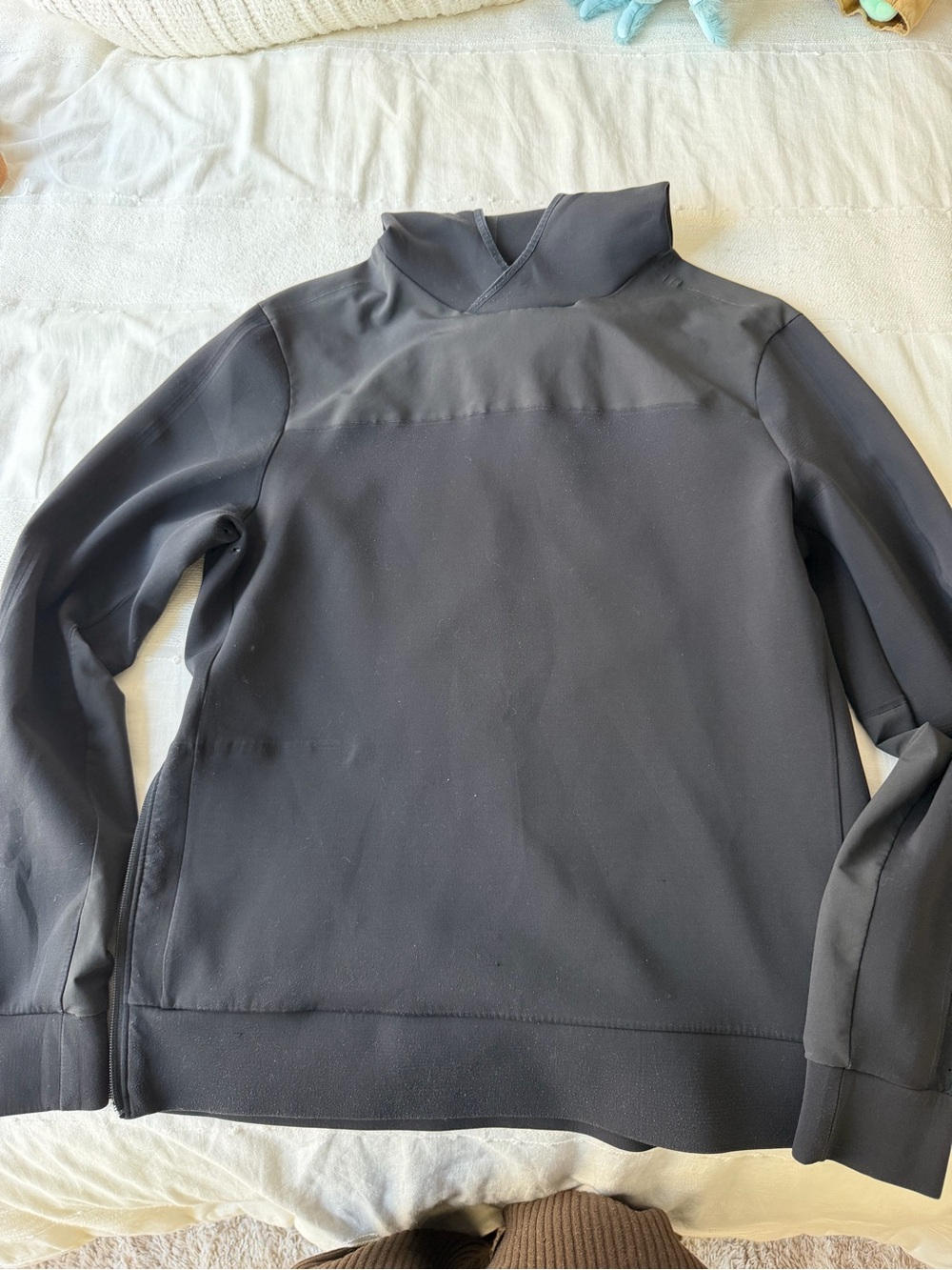 lululemon athletica Black Funnel Neck Pullover